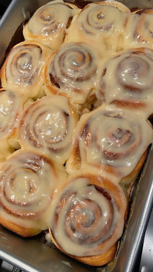Cinnamon roll Media docena